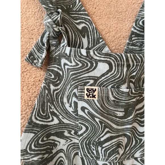 Lucy & Yak NWT Easton Dungarees Swirl Print Organic Cotton Teal Green- Size 6L - Picture 7 of 10